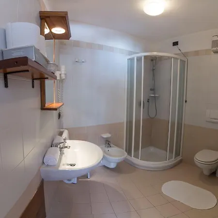 بيت ضيافة Gaestehaus شفاباخ